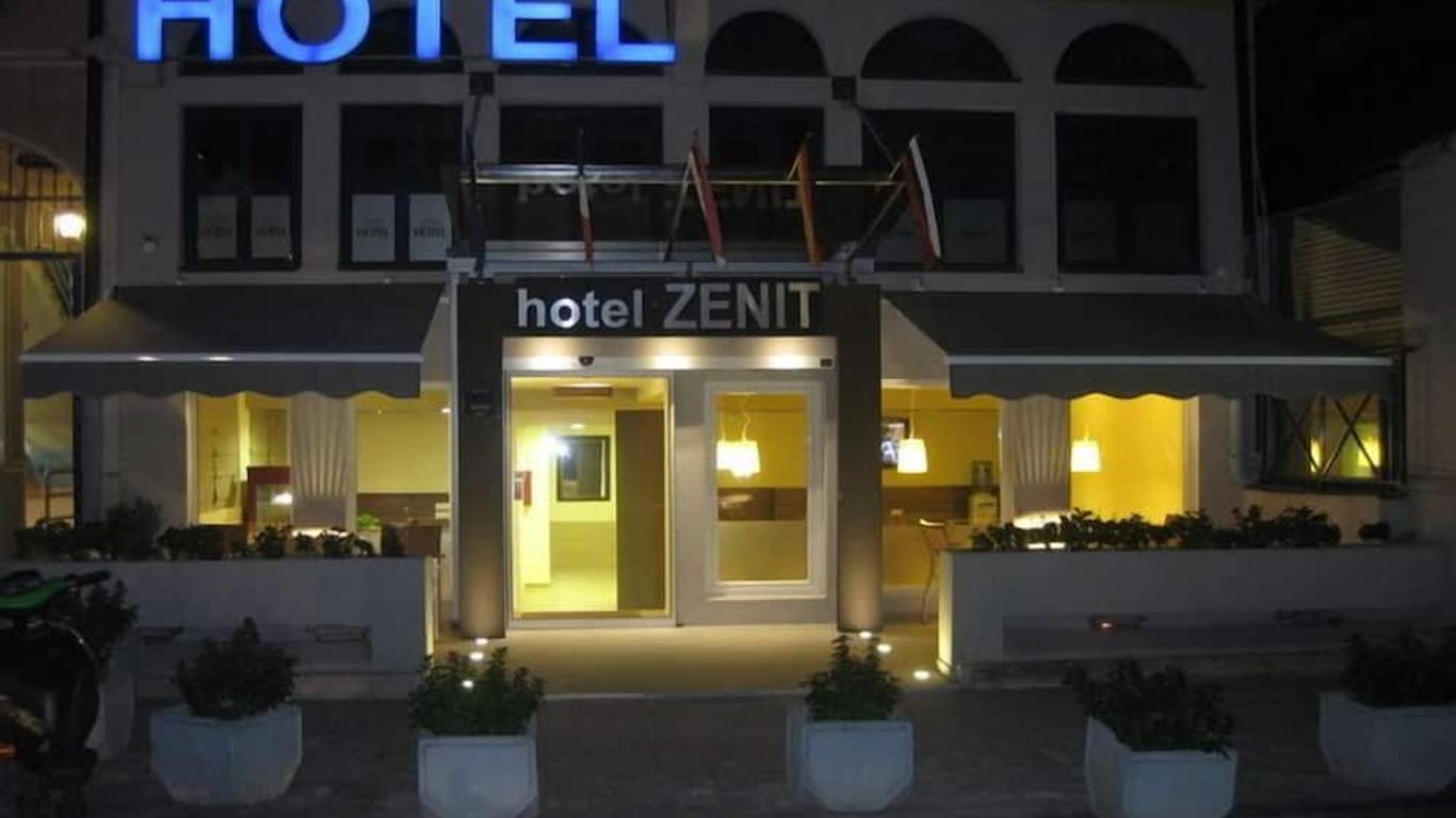 ゼニット ホテル