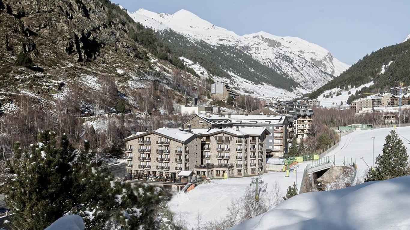 ホテル パラドール カラノ＆スキー